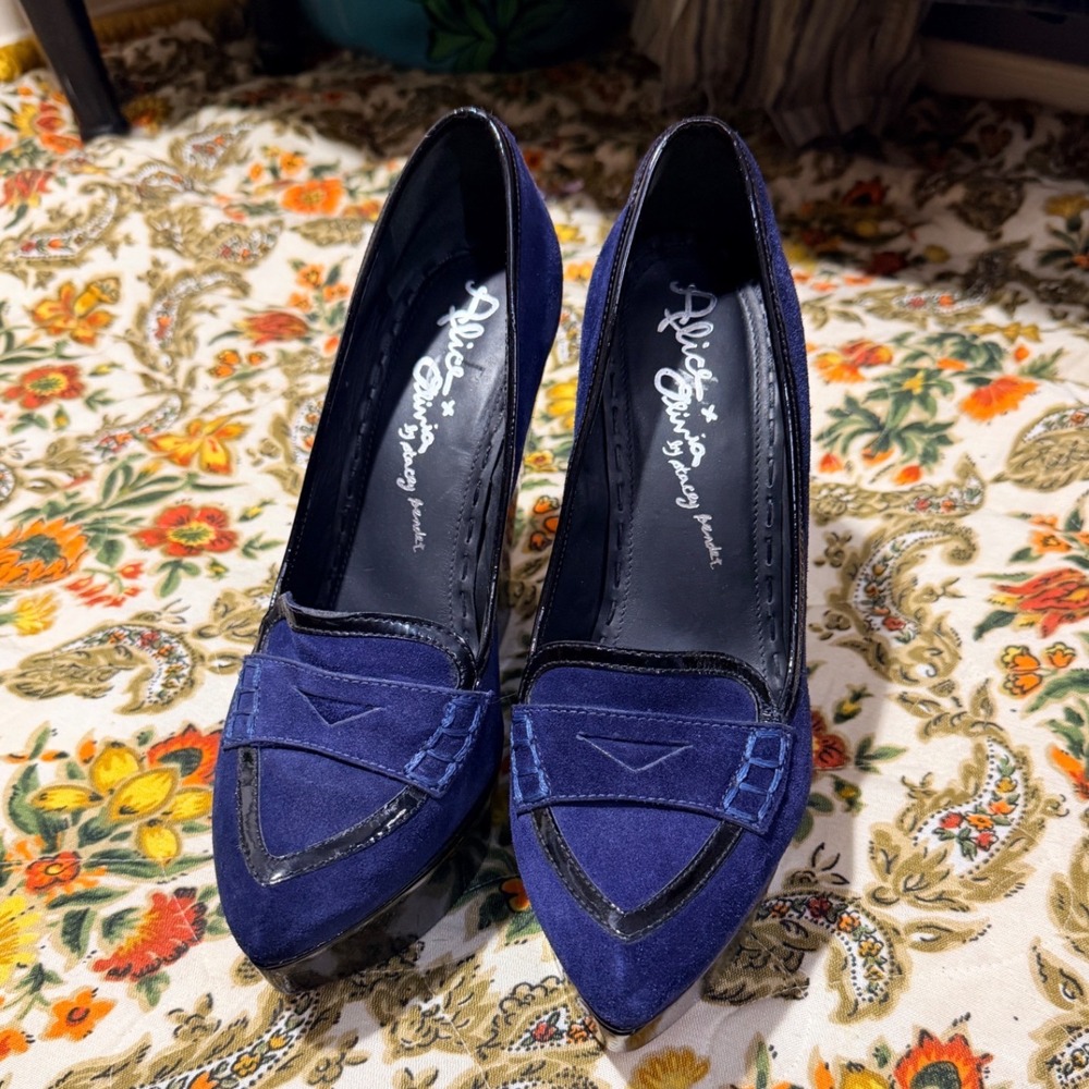 Alice +‎ Olivia Navy Suede Loafer Wedge Platform Heels Pointed Toe 39.5 Brazil